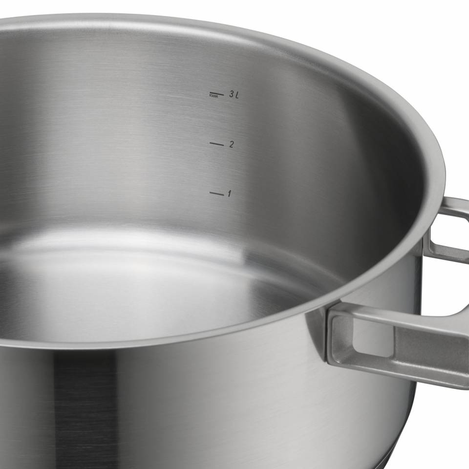 nizky-hrnec-ultimate-cool-o-24-cm-www.wmf.cz-6.jpg