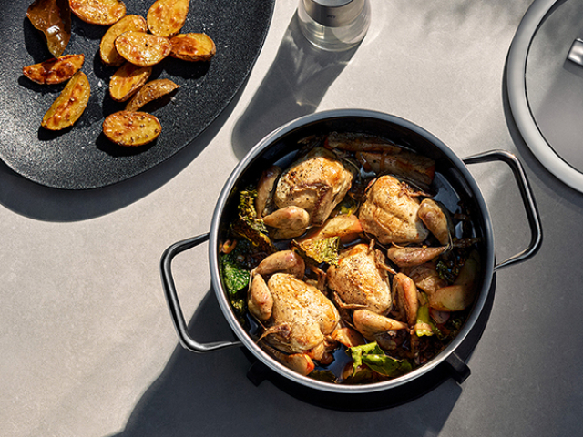 05-2002-5290-Amazon-Benefit-Slider-Quails-With-Apple-And-Kale-600x450px-3500.jpeg