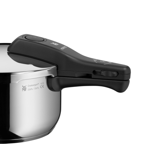 Large-07-9182-9990-Pressure-Cooker-Perfect-benefit-multilevel-safety-system-301.jpeg